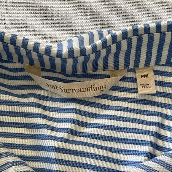 Soft Surroundings Blue & White Striped Button Front Dolman Shirt Size M - Picture 3 of 6